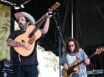 Desure at Day 2 of Ohana Fest, Sept. 29, 2018. Photo by Samantha Saturday