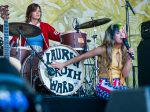 Lauren Ruth Ward at Day 2 of Ohana Fest, Sept. 29, 2018. Photo by Samantha Saturday