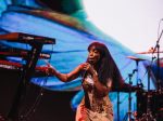 SZA at Tropicália Festival at Queen Mary Events Park in Long Beach, Nov. 4, 2018. Photo by Maximilian Ho