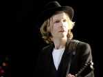 beck_santa-barbara-bowl_5-24-12_03