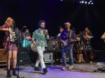 Edward Sharpe & the Magnetic Zeros at the Greek Theatre, Aug. 9, 2019. Photo by Matt Cowan