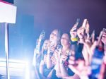 FINNEAS at the Masonic Lodge at Hollywood Forever, Oct. 18, 2019. Photo by Annie Lesser