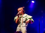 Grace VanderWaal at the El Rey, August 22, 2019. Photo by Annie Lesser