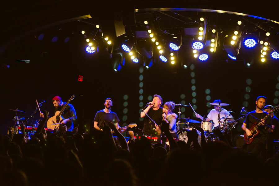 Photos: Los Campesinos at the Teragram Ballroom – buzzbands.la