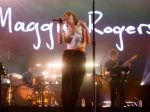 Maggie Rogers at Ohana Festival 2021 at Doheny State Beach (Photo courtesy of a Dude)